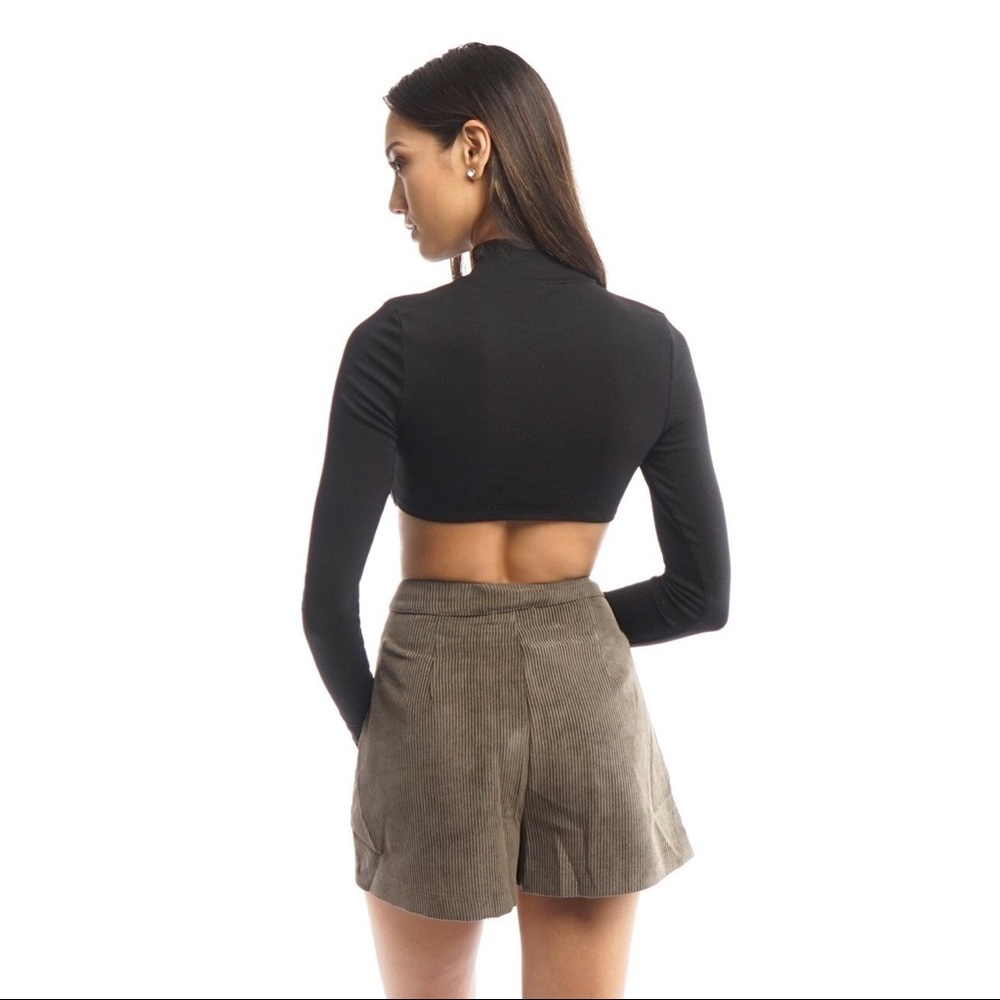 Taupe Flared Ribbed Shorts - Picture 3 of 5